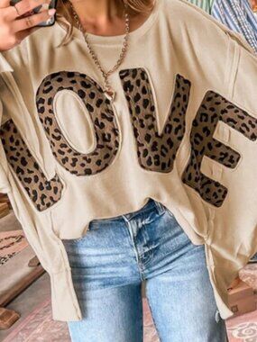 Oversized Love Pullover